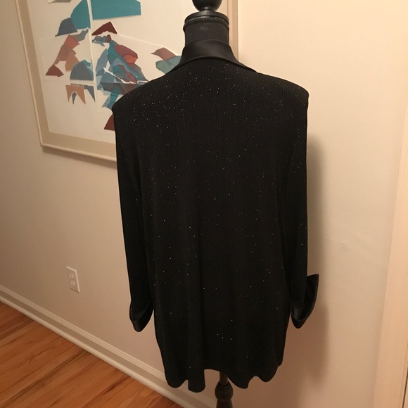 Dress Barn Woman Collection Black & Silver Top Looks like a Jacket/Tank 18W - Picture 5 of 8